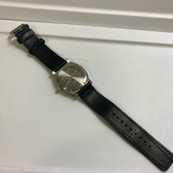 Nixon Silver and Black Watch - Picture 5 of 8
